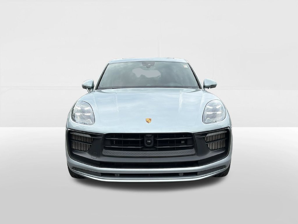 Used 2024 Porsche Macan GTS AWD/4WD image 3
