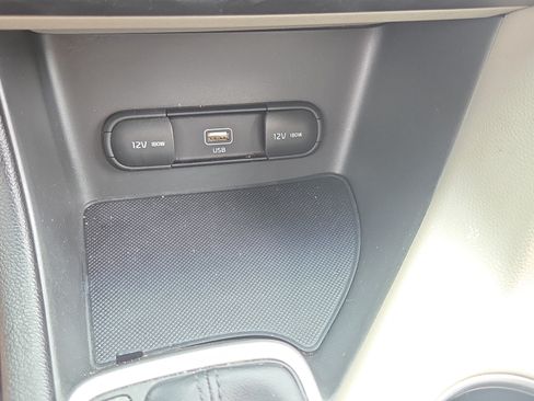 Used 2020 Kia Sportage S FWD image 30