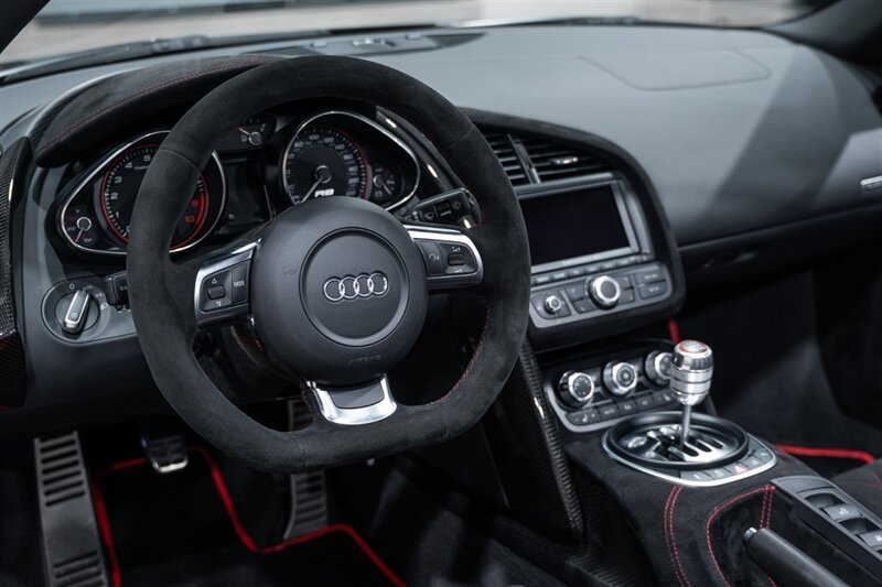 Used 2011 Audi R8 V10 AWD/4WD image 47