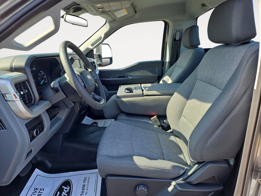 New 2025 Ford F350 XL w/ 360-Degree Camera Package RWD image 9