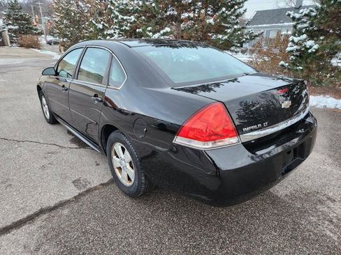 Used 2011 Chevrolet Impala LT image 12