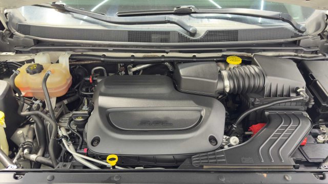 Used 2020 Chrysler Pacifica Touring w/ S Appearance Package FWD image 38
