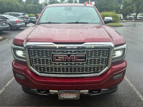 Used 2018 GMC Sierra 1500 Denali w/ Denali Ultimate Package AWD/4WD image 3
