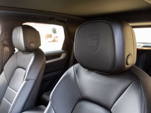 New 2026 Porsche Cayenne AWD/4WD image 24