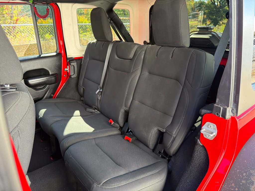 Used 2021 Jeep Wrangler Unlimited Sport AWD/4WD image 18