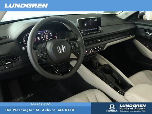 Used 2023 Honda Accord EX image 8
