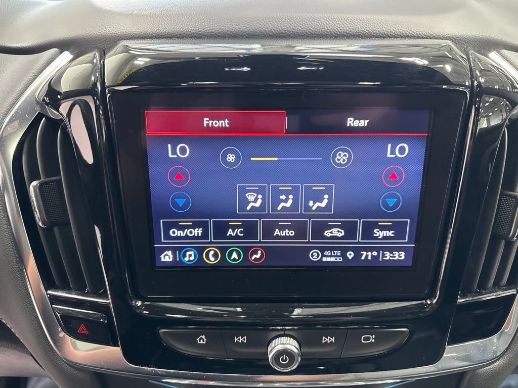 Used 2023 Chevrolet Traverse LT w/ LT Premium Package AWD/4WD image 22