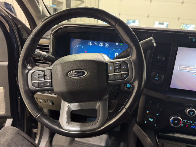 Used 2023 Ford F250 Lariat w/ Lariat Ultimate Package AWD/4WD image 12