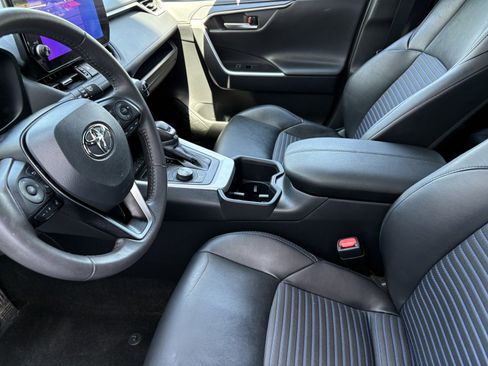Used 2023 Toyota RAV4 XSE AWD/4WD image 11