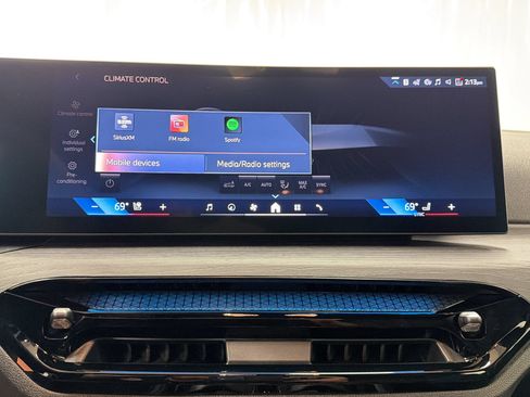 Used 2026 BMW i4 xDrive40i w/ Premium Package AWD/4WD image 24