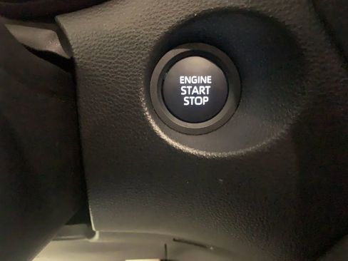 Used 2026 Toyota Corolla Cross LE FWD image 26