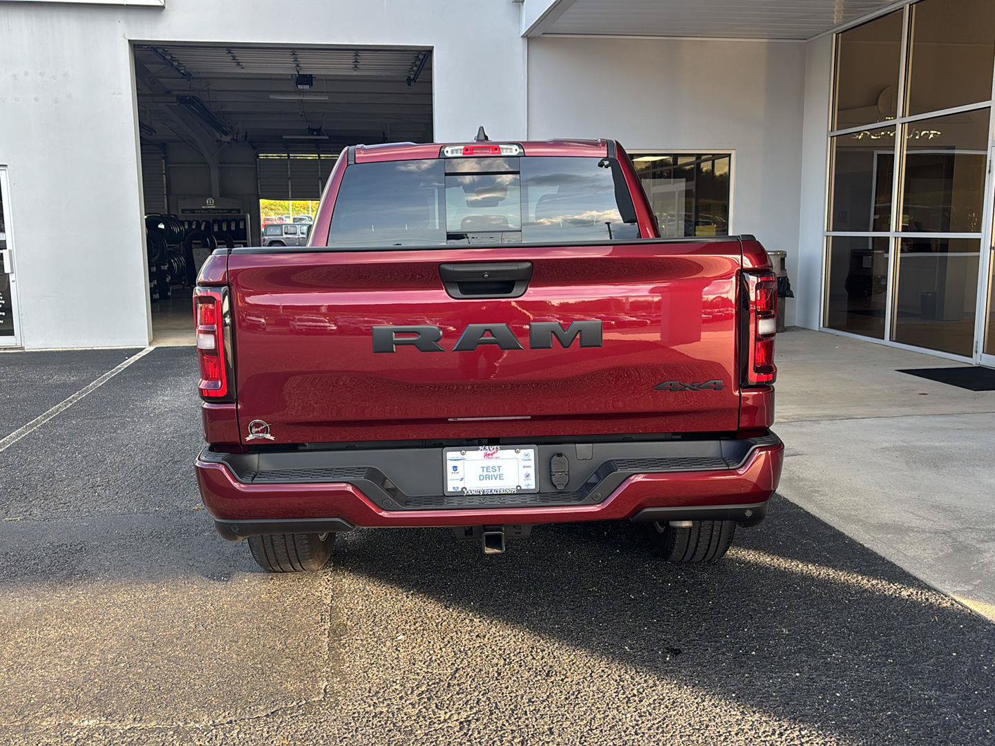 Certified 2025 RAM 1500 Tradesman AWD/4WD image 3