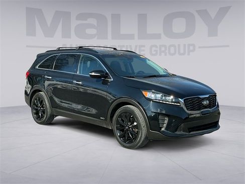 Used 2019 Kia Sorento S image 2