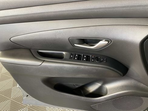 Used 2025 Hyundai Tucson SEL AWD/4WD image 24