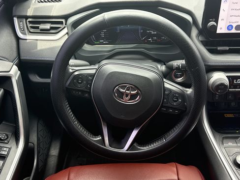 Used 2024 Toyota RAV4 XSE w/ Advanced Technology Package AWD/4WD image 17
