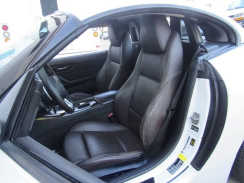 Used 2013 BMW Z4 sDrive28i image 21