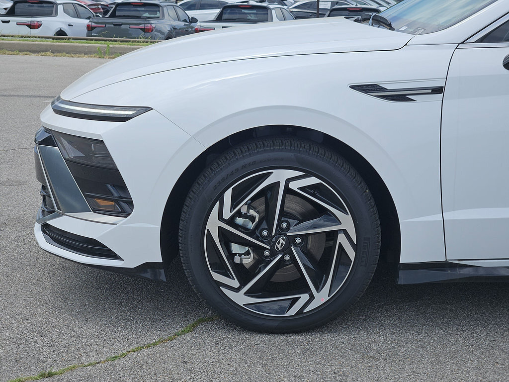 New 2026 Hyundai Sonata SEL AWD/4WD image 10