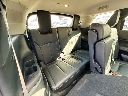 Used 2025 INFINITI QX60 Luxe image 31