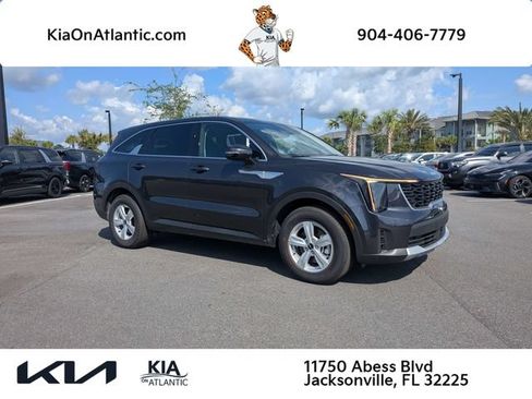 New 2026 Kia Sorento LX FWD image 1