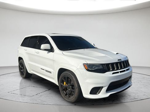 Used 2018 Jeep Grand Cherokee Trackhawk AWD/4WD image 1
