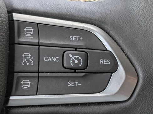 Used 2023 Jeep Compass Limited AWD/4WD image 31