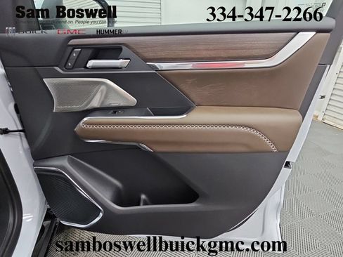 New 2026 GMC Acadia Denali Ultimate w/ LPO, All-Weather Package FWD image 45