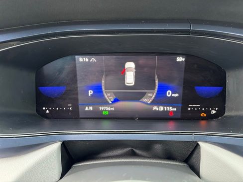 Used 2022 Volkswagen Taos SE image 23