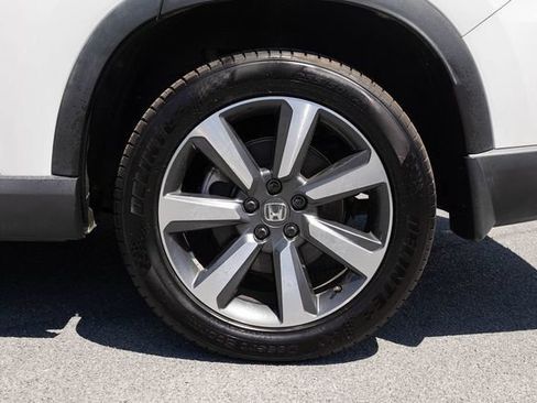 Used 2023 Honda Pilot Elite image 6