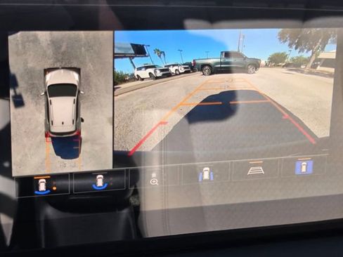 Used 2024 Buick Encore GX Preferred w/ Advanced Technology Package FWD image 17