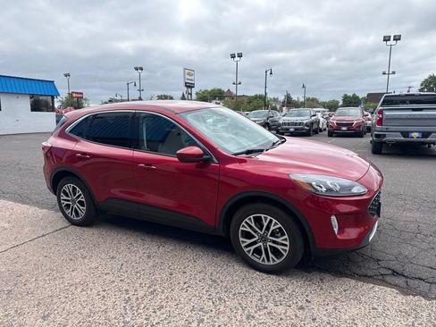 Used 2022 Ford Escape SEL w/ Technology Package AWD/4WD image 8