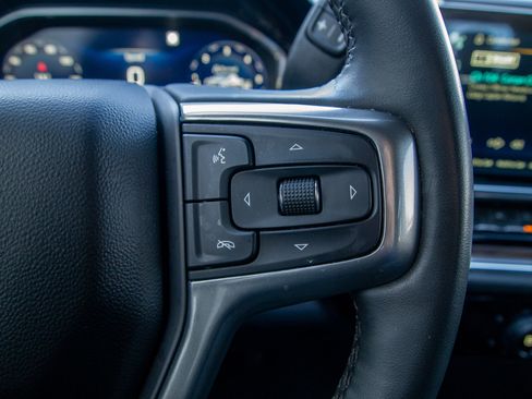 Used 2023 Chevrolet Silverado 1500 LT AWD/4WD image 21