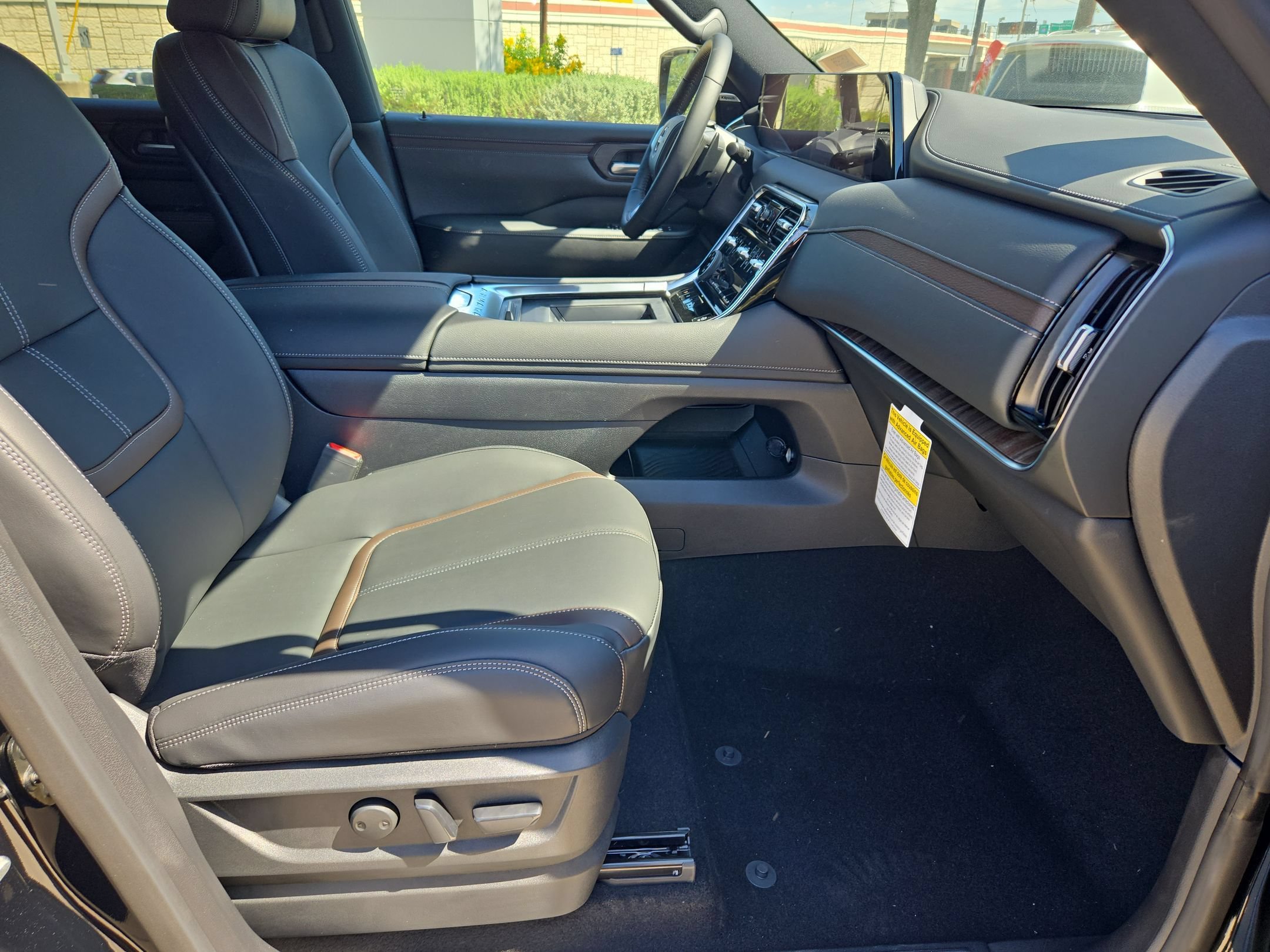 New 2026 Nissan Armada SL RWD image 21