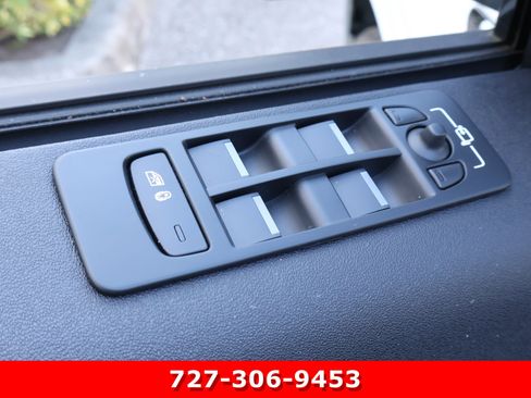 Used 2022 Land Rover Discovery Sport S R-Dynamic image 14