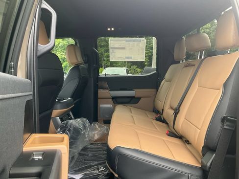 New 2026 Ford F350 Lariat w/ Chrome Package AWD/4WD image 14