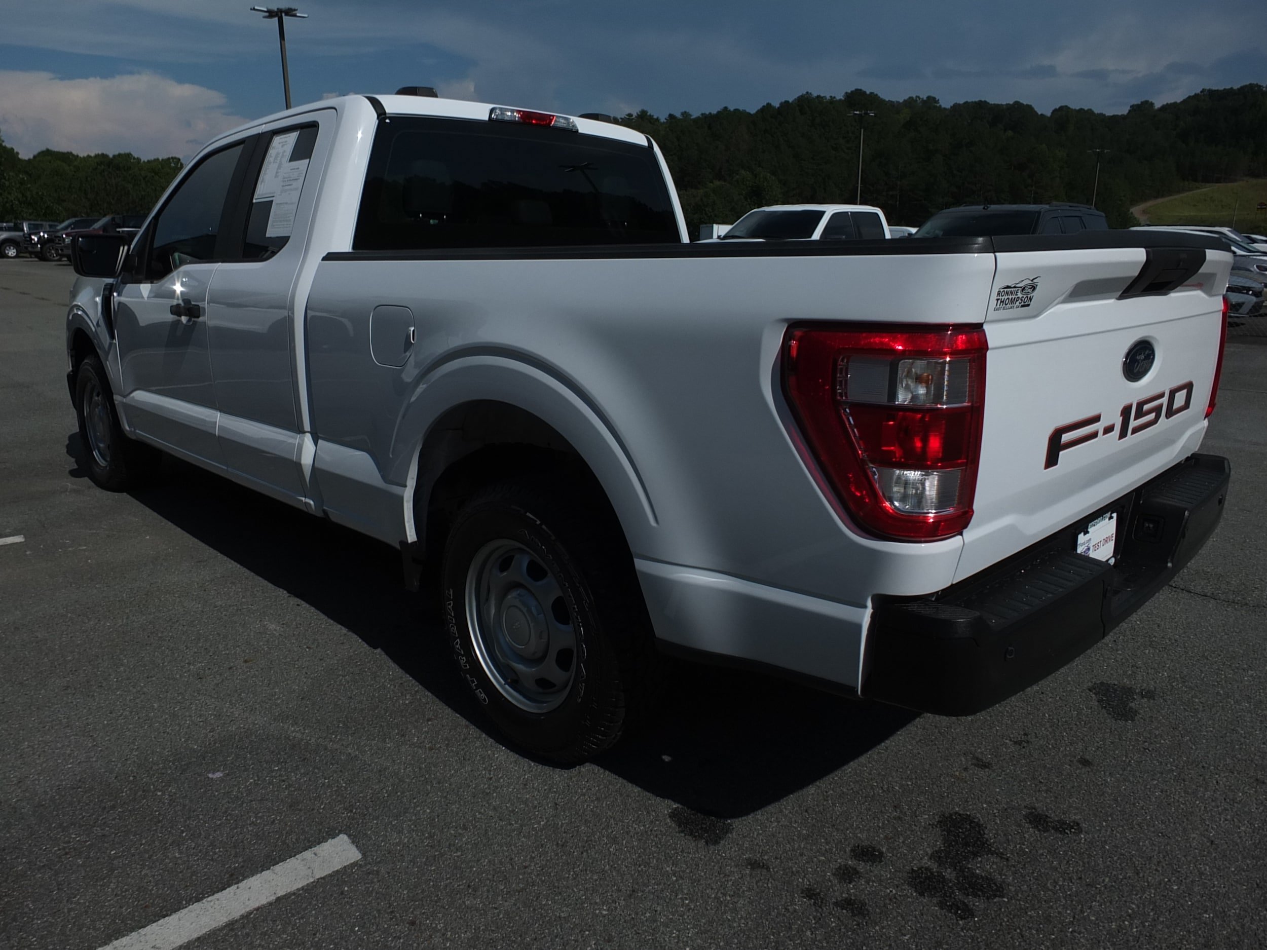 Used 2021 Ford F150 XL w/ Equipment Group 101A High RWD image 5