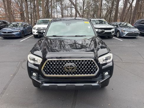 Used 2019 Toyota Tacoma TRD Off-Road image 12