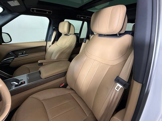 Certified 2025 Land Rover Range Rover Autobiography AWD/4WD image 6