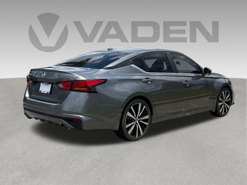 Used 2021 Nissan Altima 2.5 SR FWD image 29