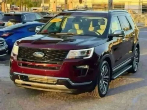 Used 2019 Ford Explorer Platinum AWD/4WD image 7