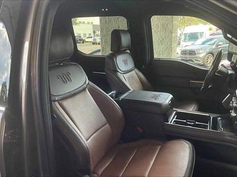 Used 2023 Ford F450 King Ranch w/ Chrome Package image 8