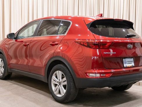 Used 2019 Kia Sportage LX image 5