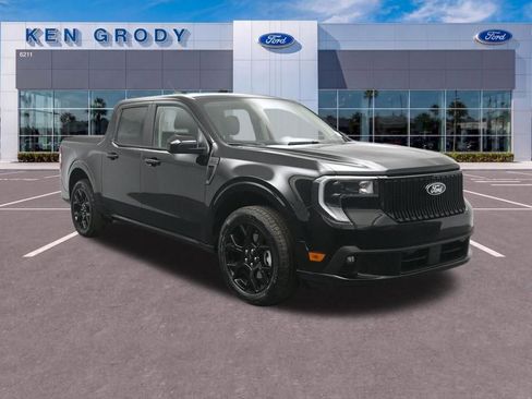 Used 2026 Ford Maverick Lobo AWD/4WD image 1