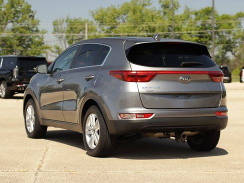 Used 2017 Kia Sportage LX AWD/4WD image 5