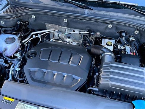 New 2026 Volkswagen Atlas Peak Edition AWD/4WD image 17