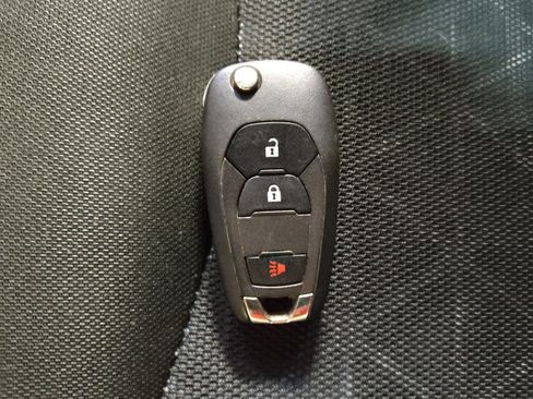 Used 2020 Chevrolet Spark LT image 32