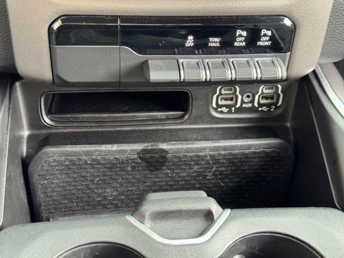 Used 2020 RAM 1500 Big Horn AWD/4WD image 31