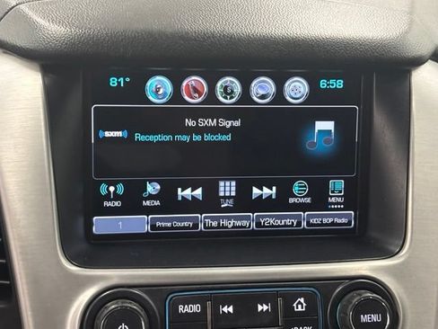 Used 2020 GMC Yukon XL SLT w/ Premium Edition AWD/4WD image 38