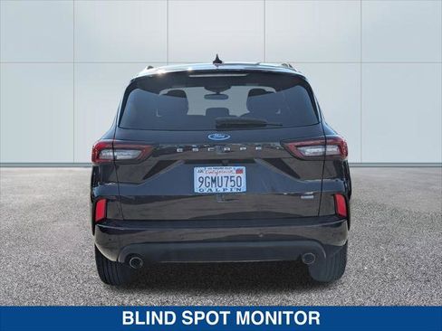 Used 2023 Ford Escape ST-Line w/ Equipment Group 301A FWD image 4
