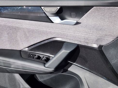 New 2026 Volkswagen Tiguan S image 13