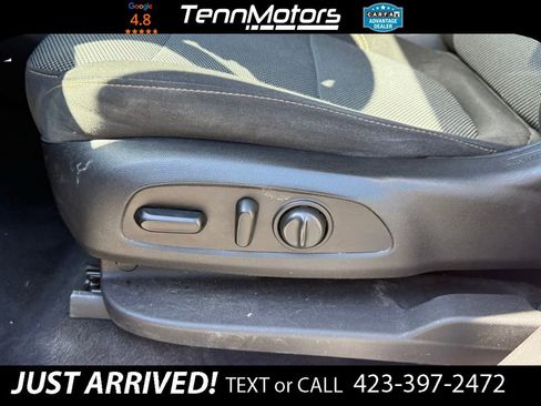 Used 2018 Chevrolet Traverse LT AWD/4WD image 12